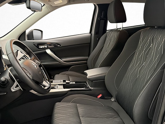 Mitsubishi Eclipse Cross 15 of 30