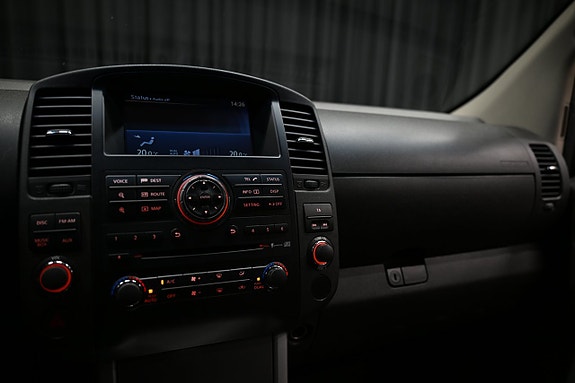 Nissan Navara 26 of 30