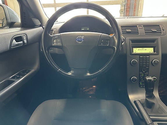 Volvo V50 11 of 21