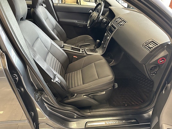Volvo V50 18 of 21