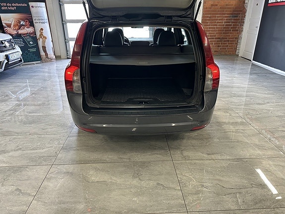 Volvo V50 15 of 21