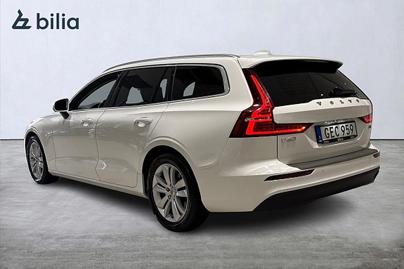 Volvo V60 2 of 22