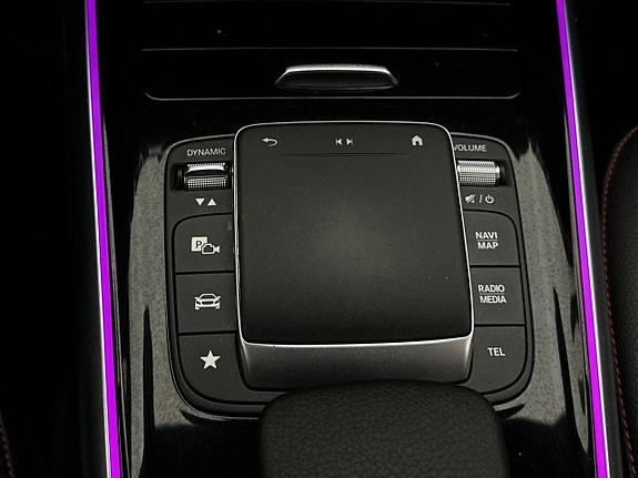 Mercedes-Benz EQA300 27 of 30