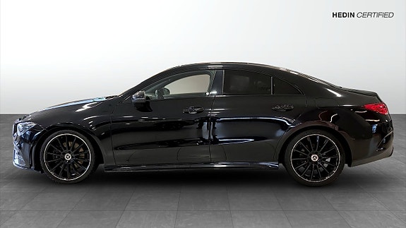 Mercedes-Benz CLA200 6 of 10