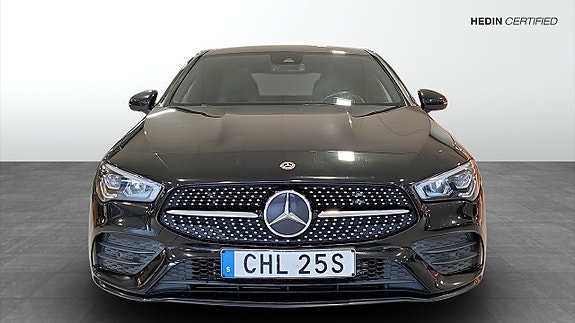 Mercedes-Benz CLA200 8 of 10