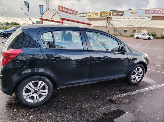 Opel Corsa 3 of 8