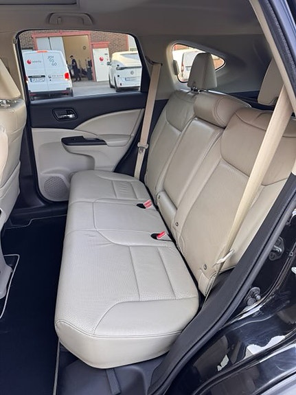 Honda CR-V 19 of 30