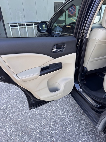 Honda CR-V 24 of 30
