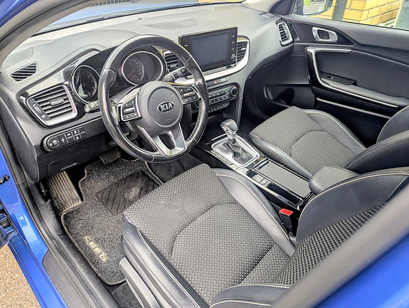 Kia Ceed 4 of 9