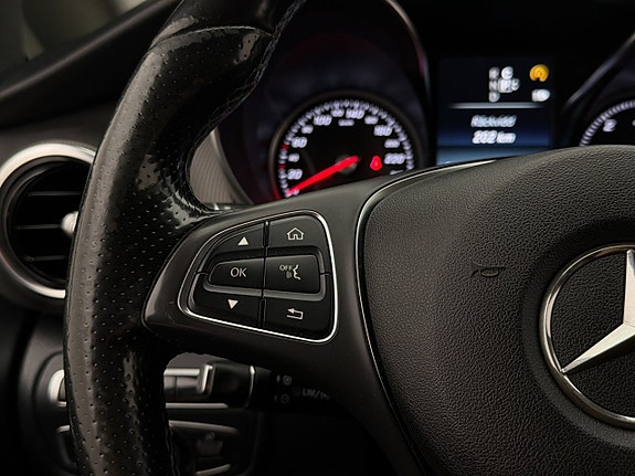 Mercedes-Benz V220 d 20 of 30