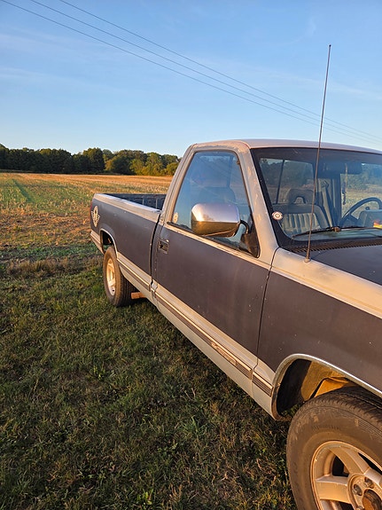 Chevrolet C1500 4 of 14