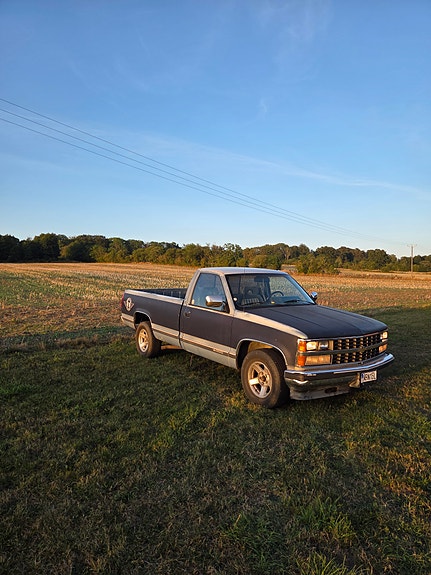 Chevrolet C1500 3 of 14