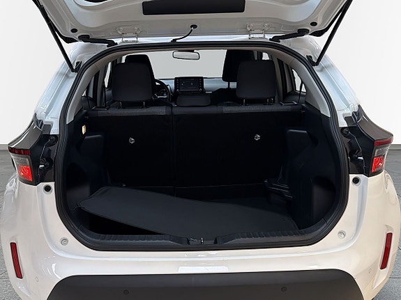 Toyota Yaris Cross 10 of 13