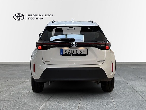 Toyota Yaris Cross 4 of 13