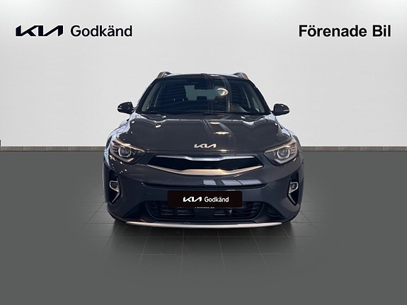 Kia Stonic 2 of 13