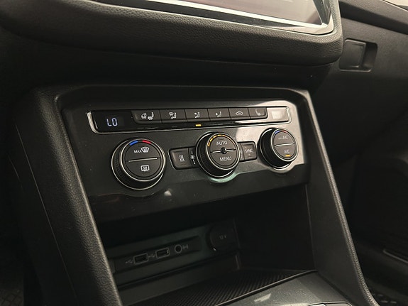 Volkswagen Tiguan 25 of 30