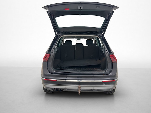 Volkswagen Tiguan 27 of 30