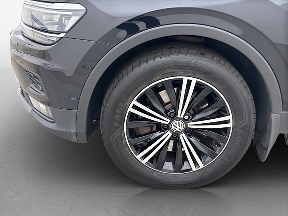 Volkswagen Tiguan 28 of 30