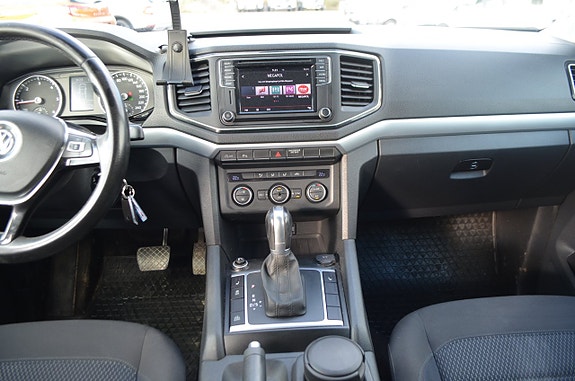 Volkswagen Amarok 15 of 19