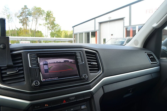 Volkswagen Amarok 17 of 19