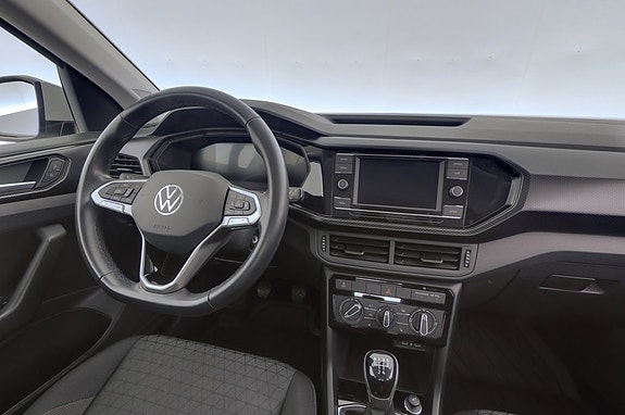 Volkswagen T-Cross 8 of 19