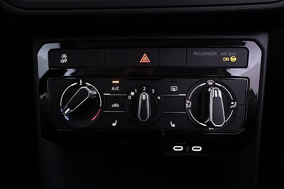 Volkswagen T-Cross 16 of 19