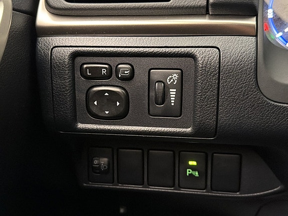 Lexus CT200h 26 of 30