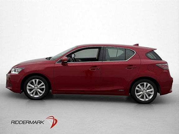 Lexus CT200h 2 of 30
