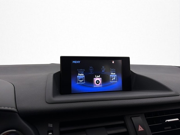Lexus CT200h 19 of 30