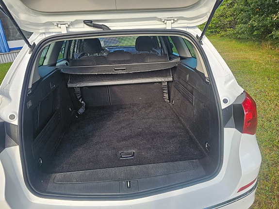 Opel Astra 8 of 10