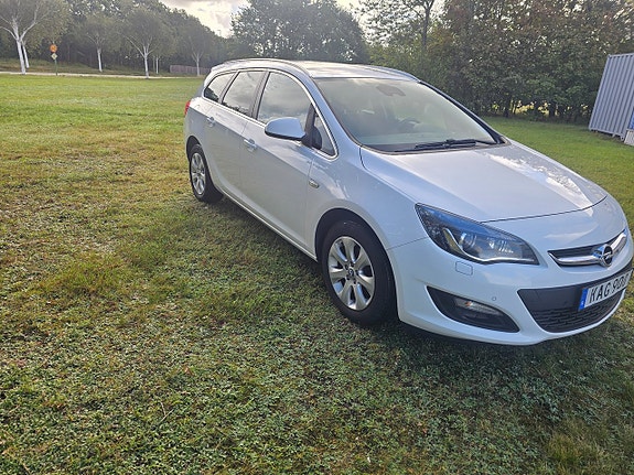 Opel Astra 3 of 10