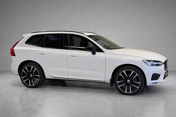 Volvo XC60 3 of 17
