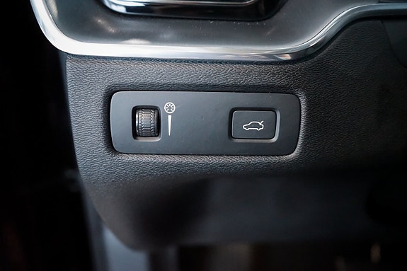 Volvo XC60 22 of 27