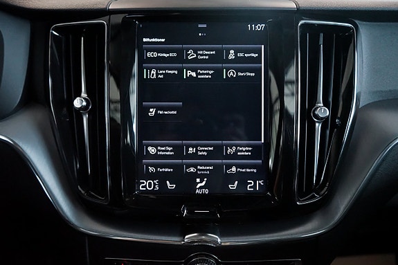 Volvo XC60 17 of 27