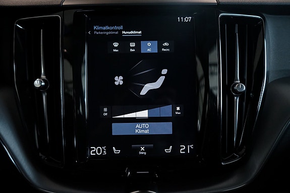 Volvo XC60 14 of 27