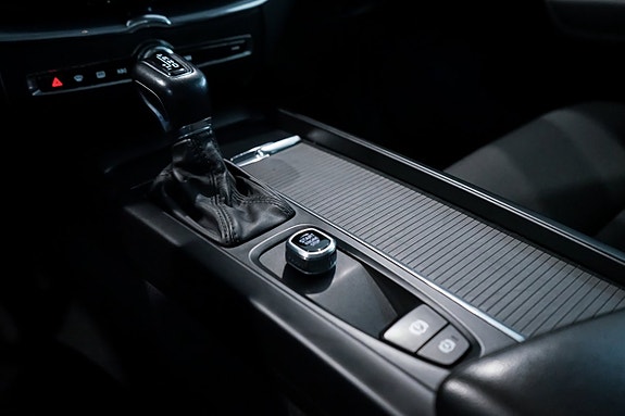 Volvo XC60 19 of 27