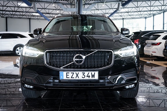 Volvo XC60 2 of 27
