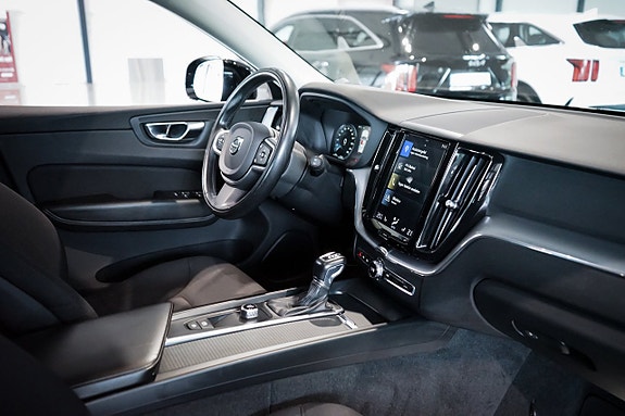 Volvo XC60 25 of 27