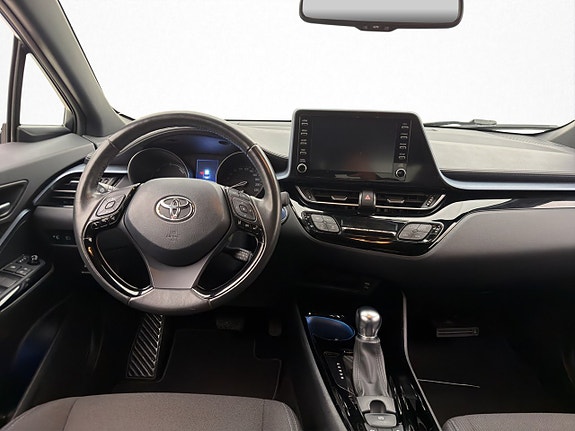 Toyota C-HR 11 of 29