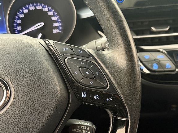 Toyota C-HR 19 of 29