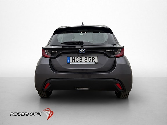 Toyota Yaris 5 of 26