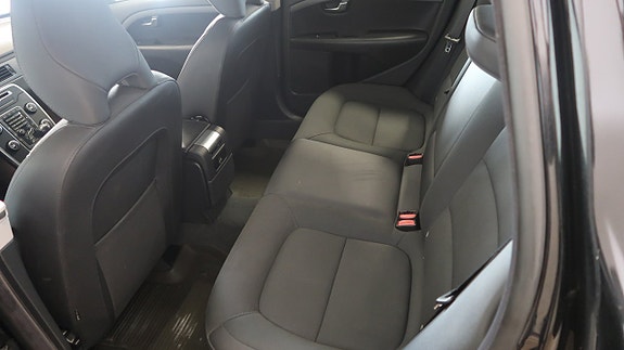Volvo V70 15 of 17