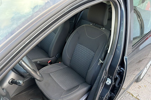 Dacia Logan 5 of 10