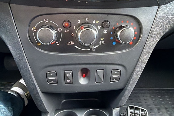 Dacia Logan 9 of 10