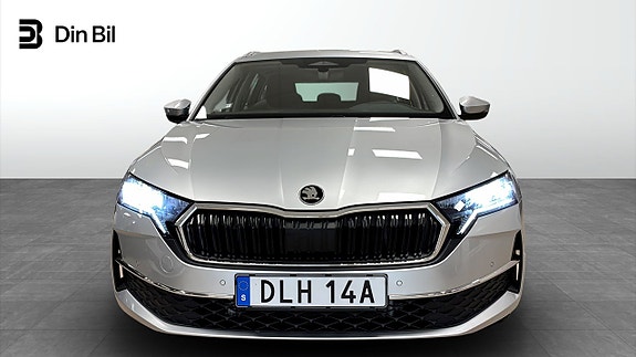 Skoda Octavia 4 of 12