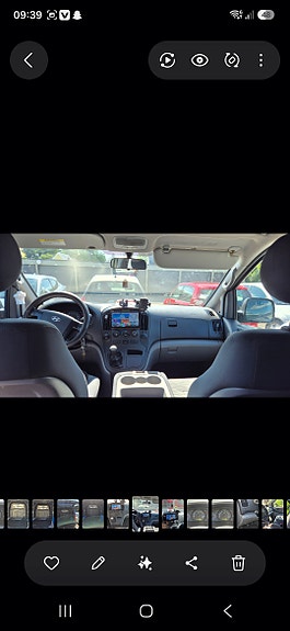 Hyundai H-1 3 of 10