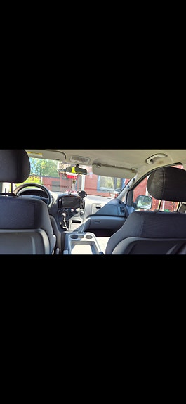 Hyundai H-1 6 of 10