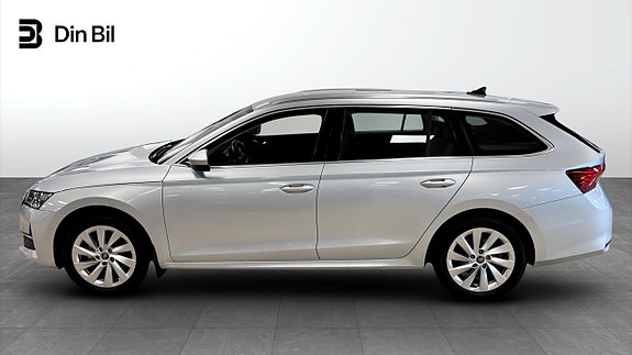 Skoda Octavia 2 of 13
