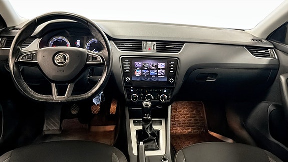 Skoda Octavia 10 of 12