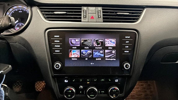 Skoda Octavia 9 of 12